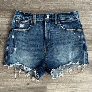 Abercrombie & Fitch Mom Shorts Size 27/4 Ultra High Rise Blue Raw Hem Festival